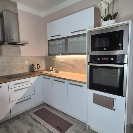 Apartman Hradec Kralove * Hradec Králové